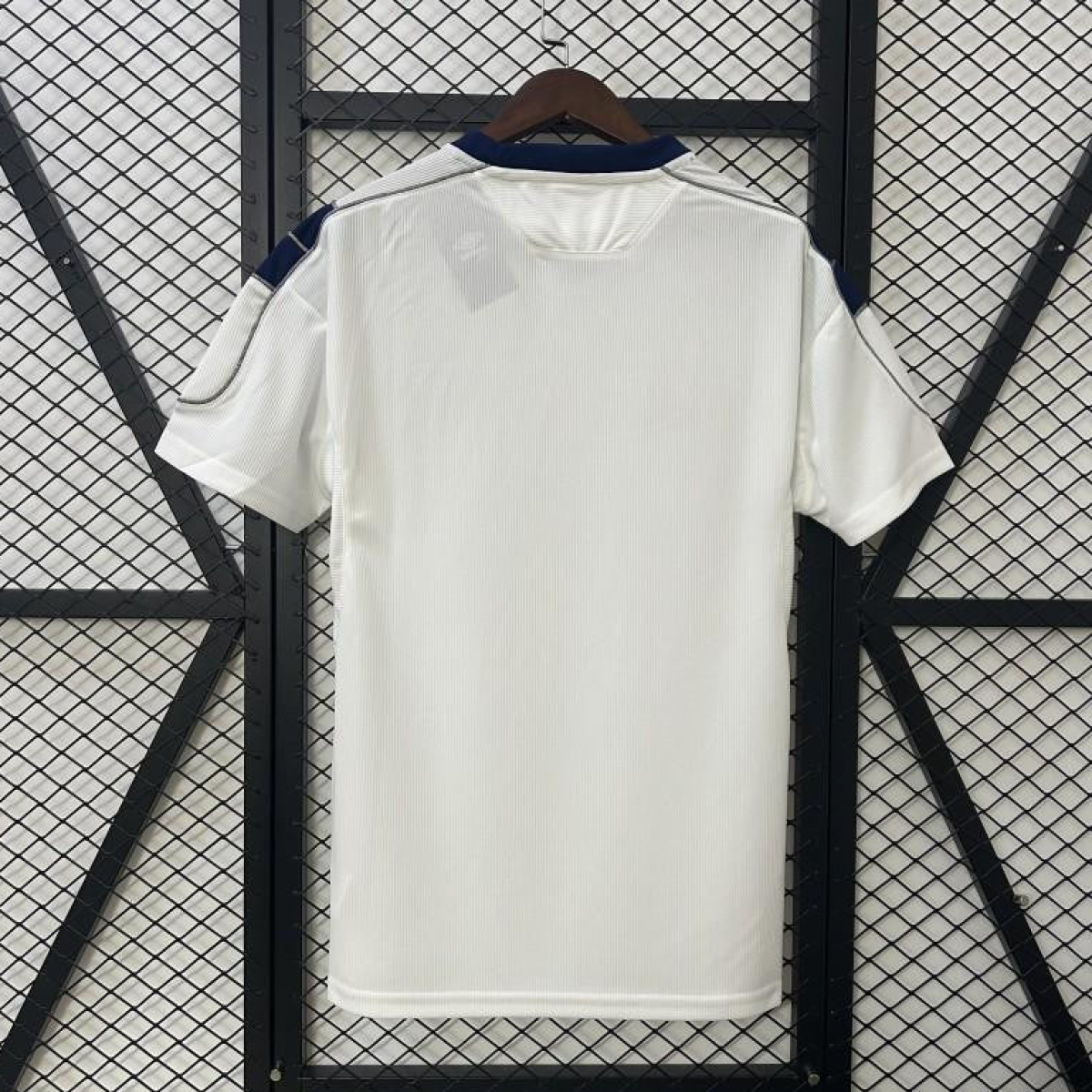 00/01 Retro Manchester United Away Jersey