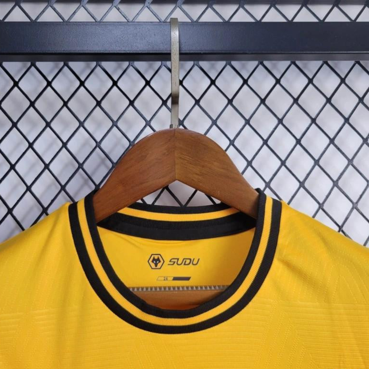 24/25 Kids Wolves Home 16-28 Jersey