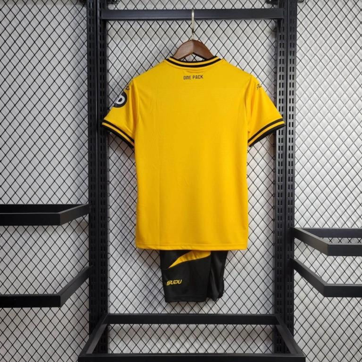 24/25 Kids Wolves Home 16-28 Jersey