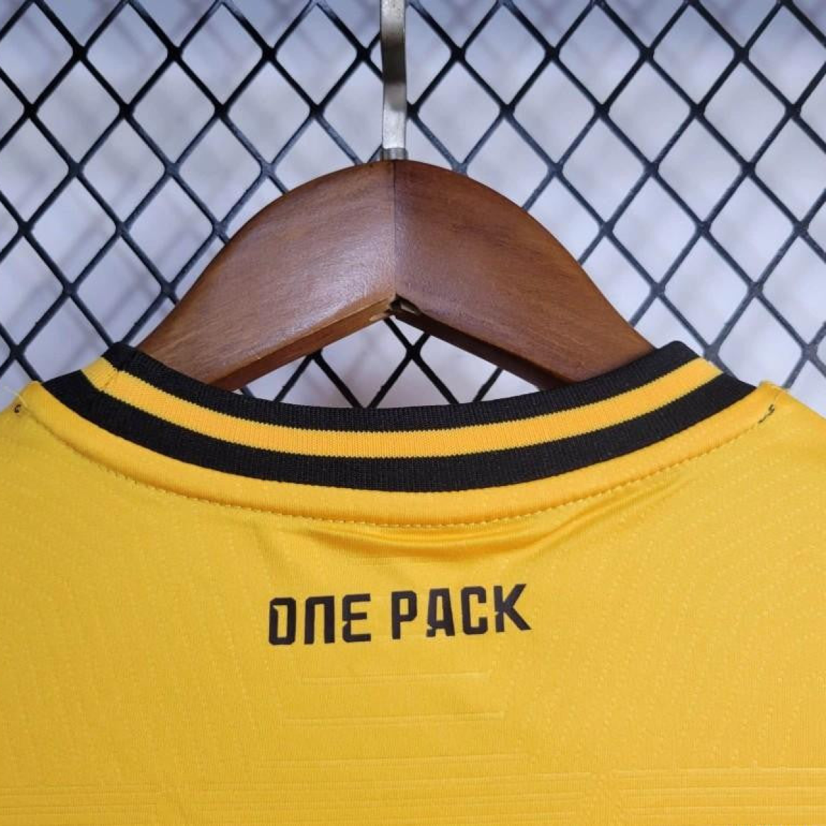 24/25 Kids Wolves Home 16-28 Jersey