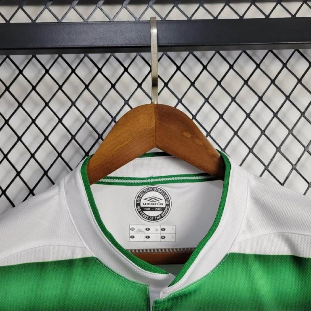 Retro 05/06 Celtic Home Jersey