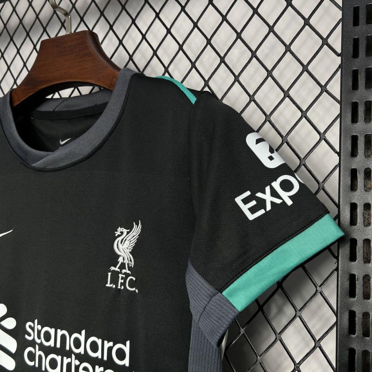24/25 Kids Liverpool Away Black Jersey