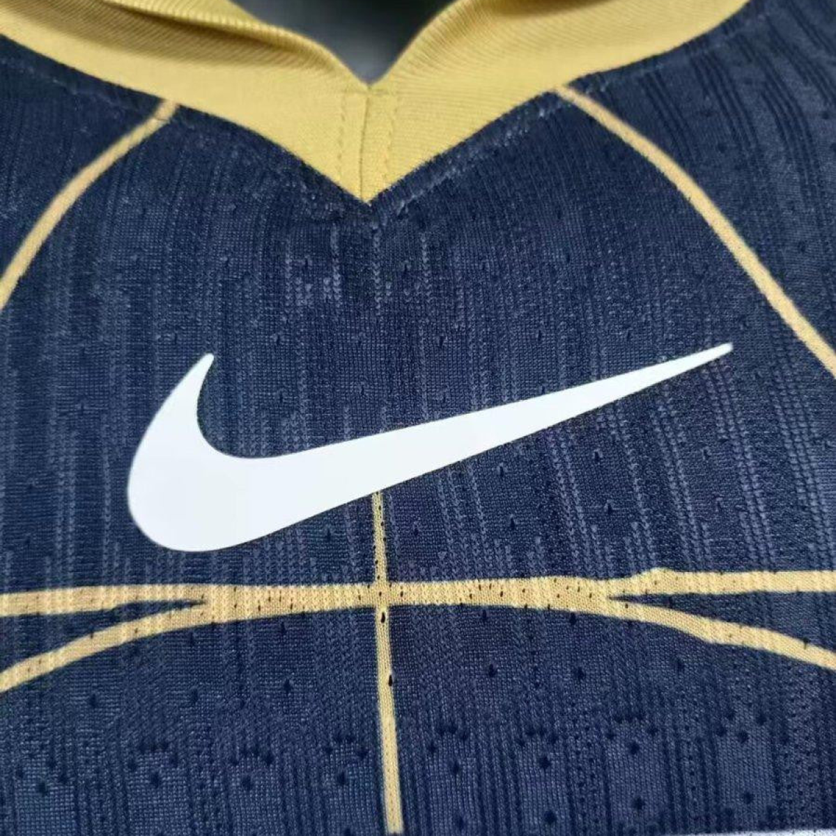 Player Version 24/25 Pumas UNAM Away Jersey
