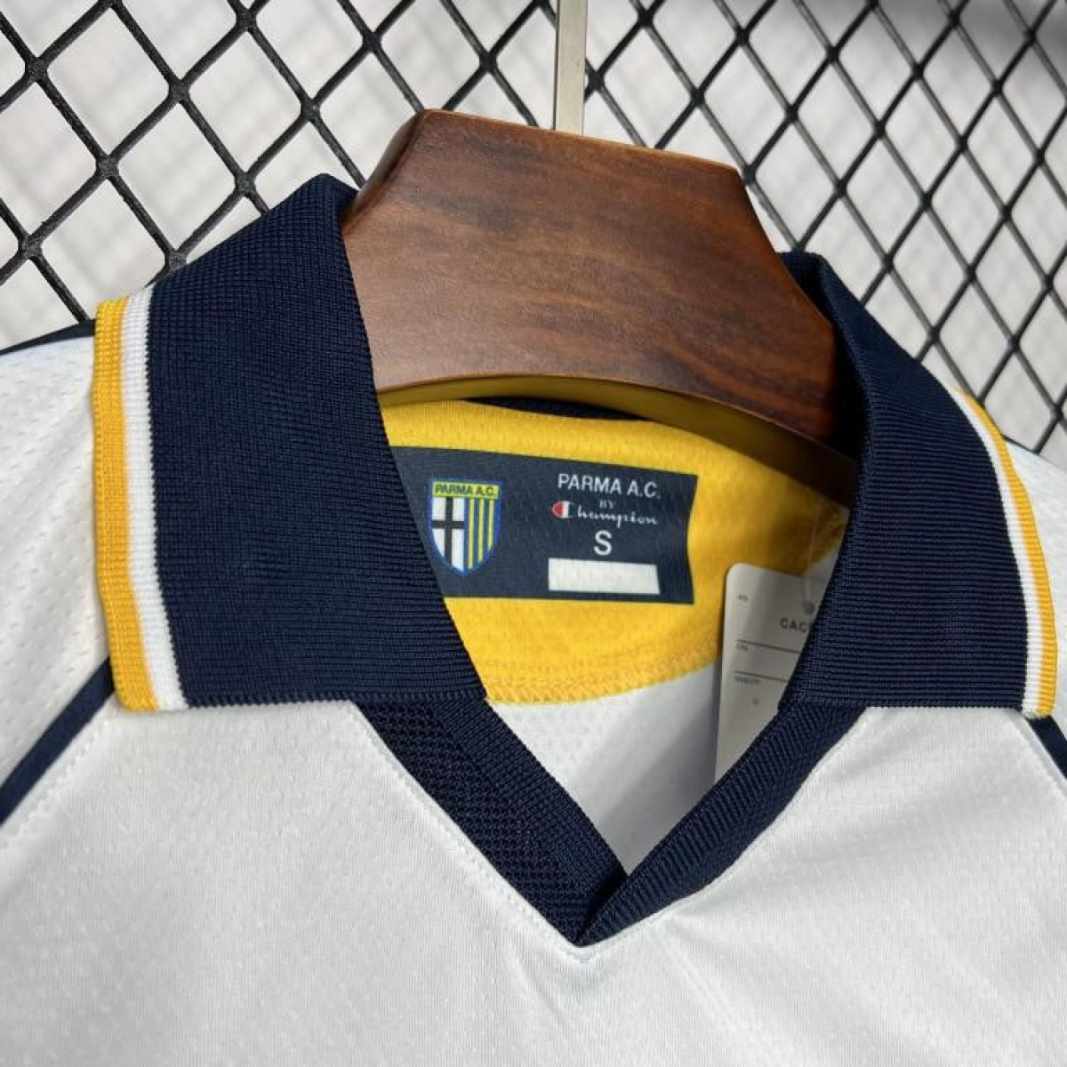 Retro 03/04 Parma Calcio Home Jersey