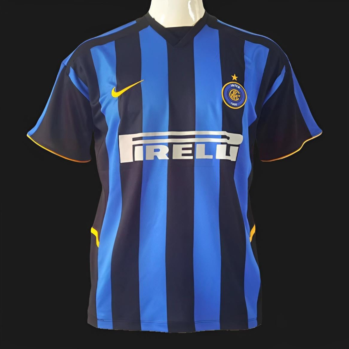 Retro 02/04 Inter Milan Home Jersey