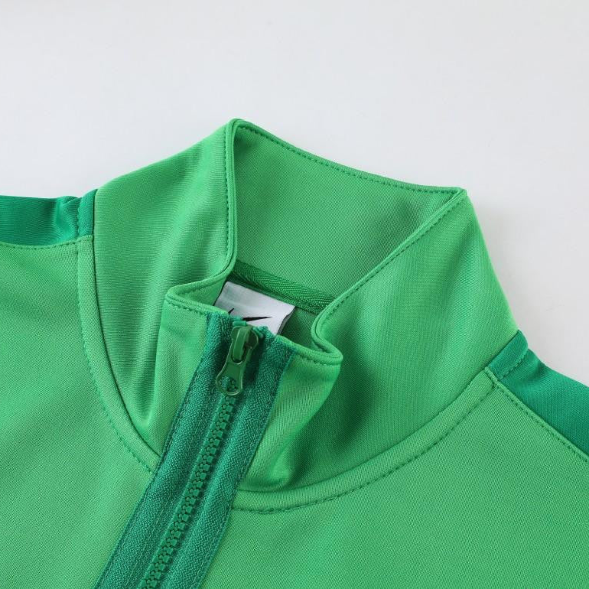 2023 Nike Green Full Zipper Jacket +Pants