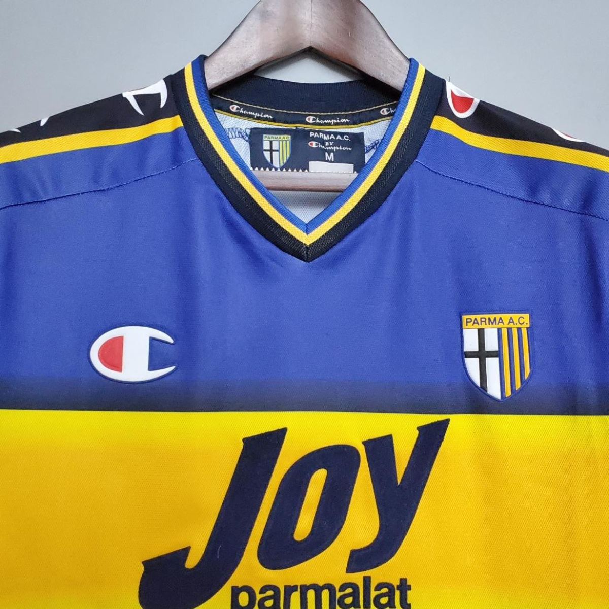 Retro Parma 01/02 home Soccer Jersey