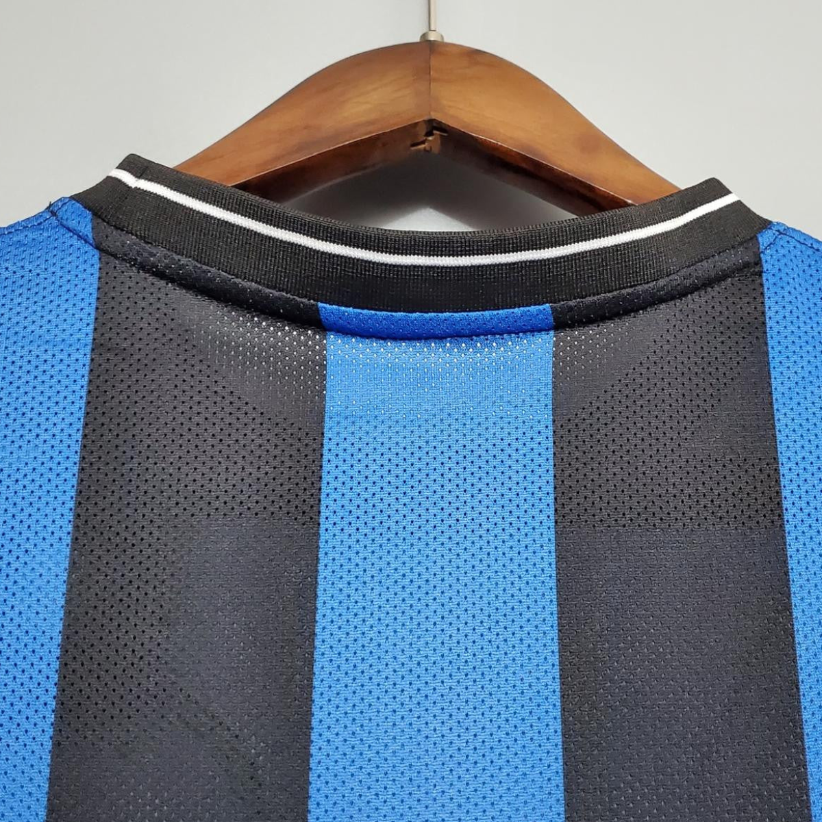 Retro 2010 Inter Milan home Soccer Jersey