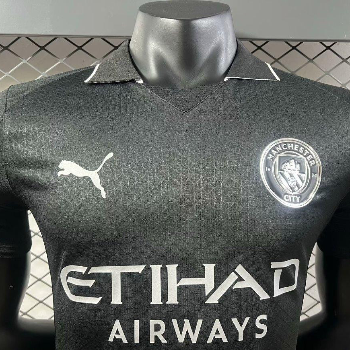 Player Version 25/26 Manchester City Black Concept Jersey
