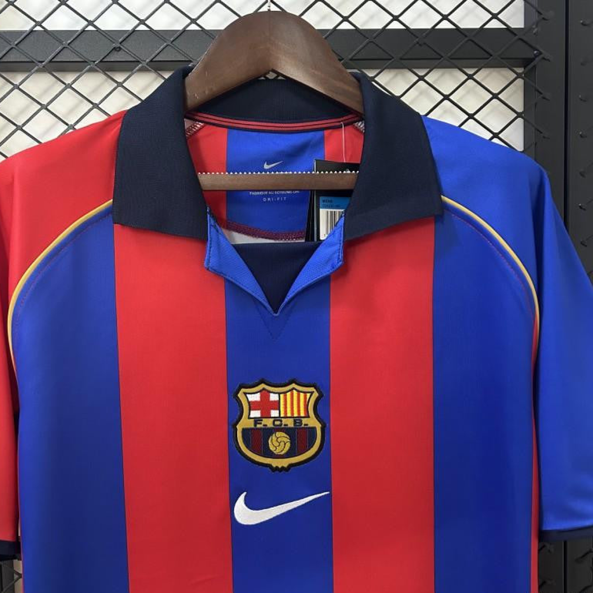 01/02 Retro Barcelona Home Jersey