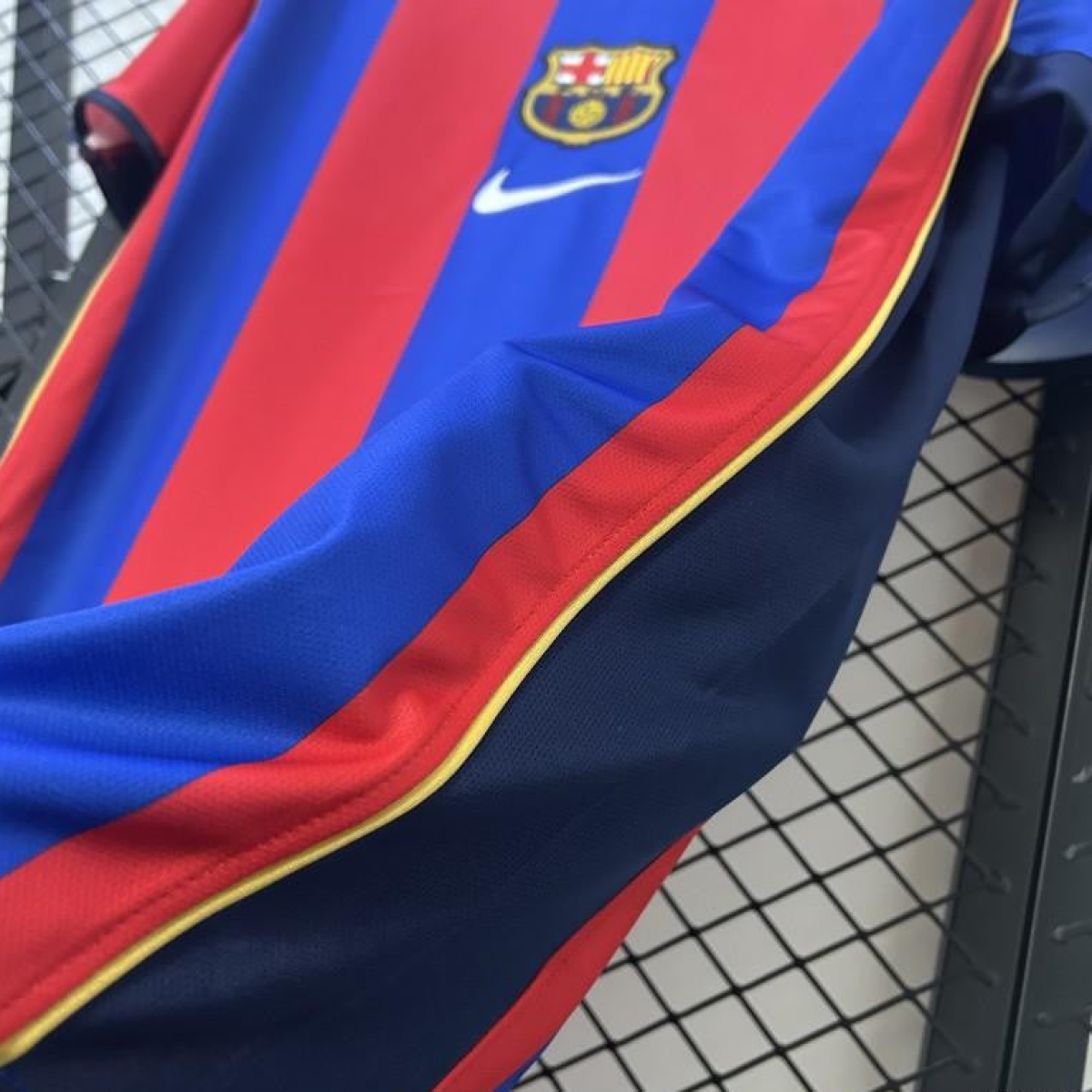 01/02 Retro Barcelona Home Jersey