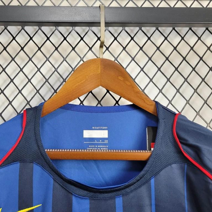 04/05 Retro Barcelona Away Jersey