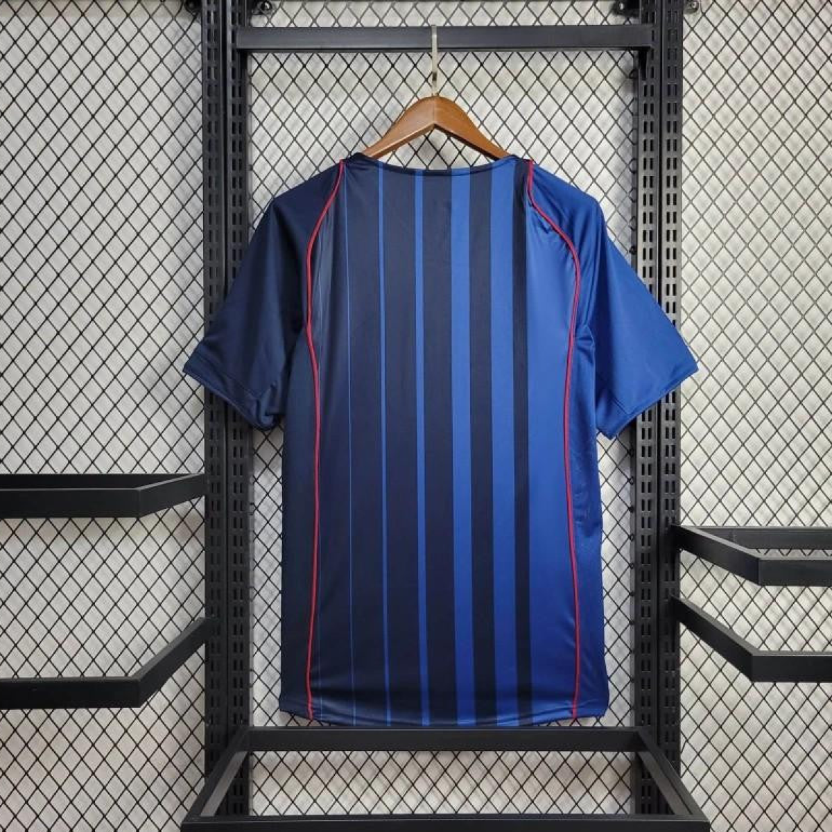 04/05 Retro Barcelona Away Jersey