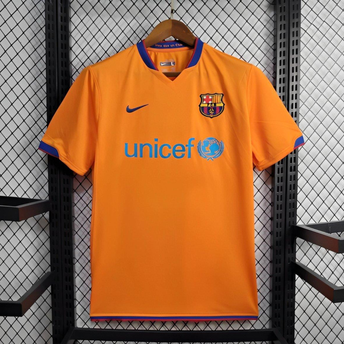 06/07 Retro Barcelona Away Jersey