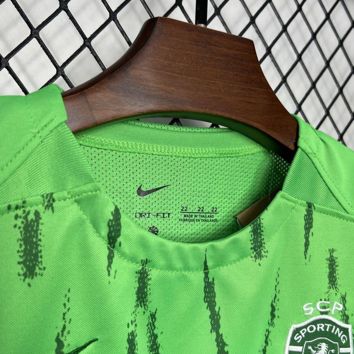 2024/25 Kids Sporting CP Thirds Away Kit