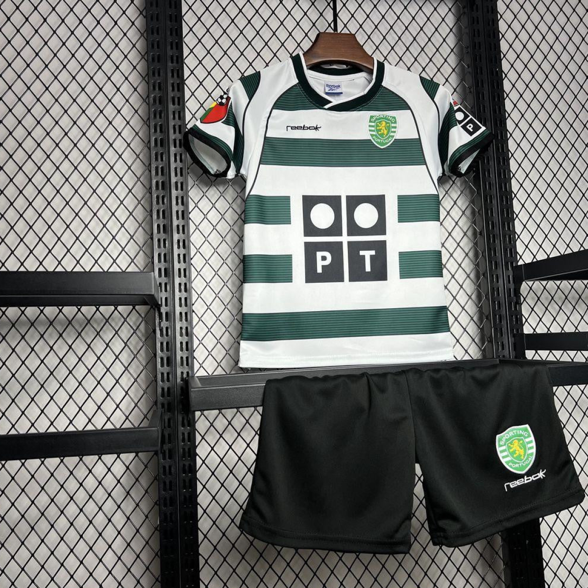 Retro 01/03 Kids Sporting CP Home Jersey