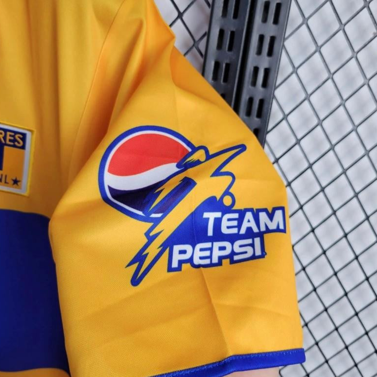 Retro 99/00  Tigres UANL Home Jersey