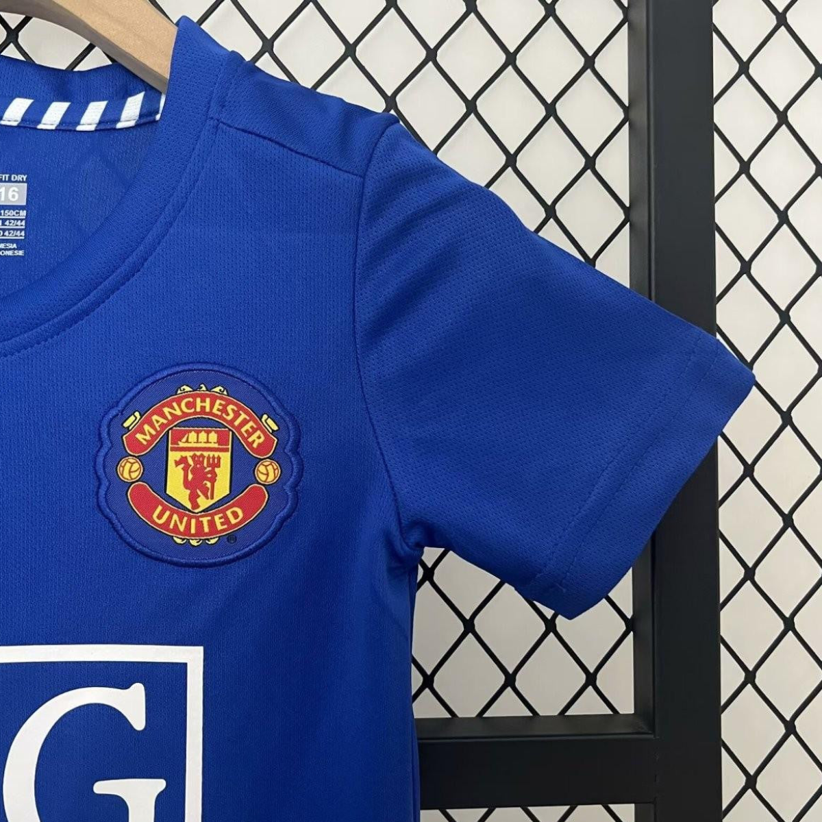 Retro 24/25 Kids Manchester United Third Blue Jersey