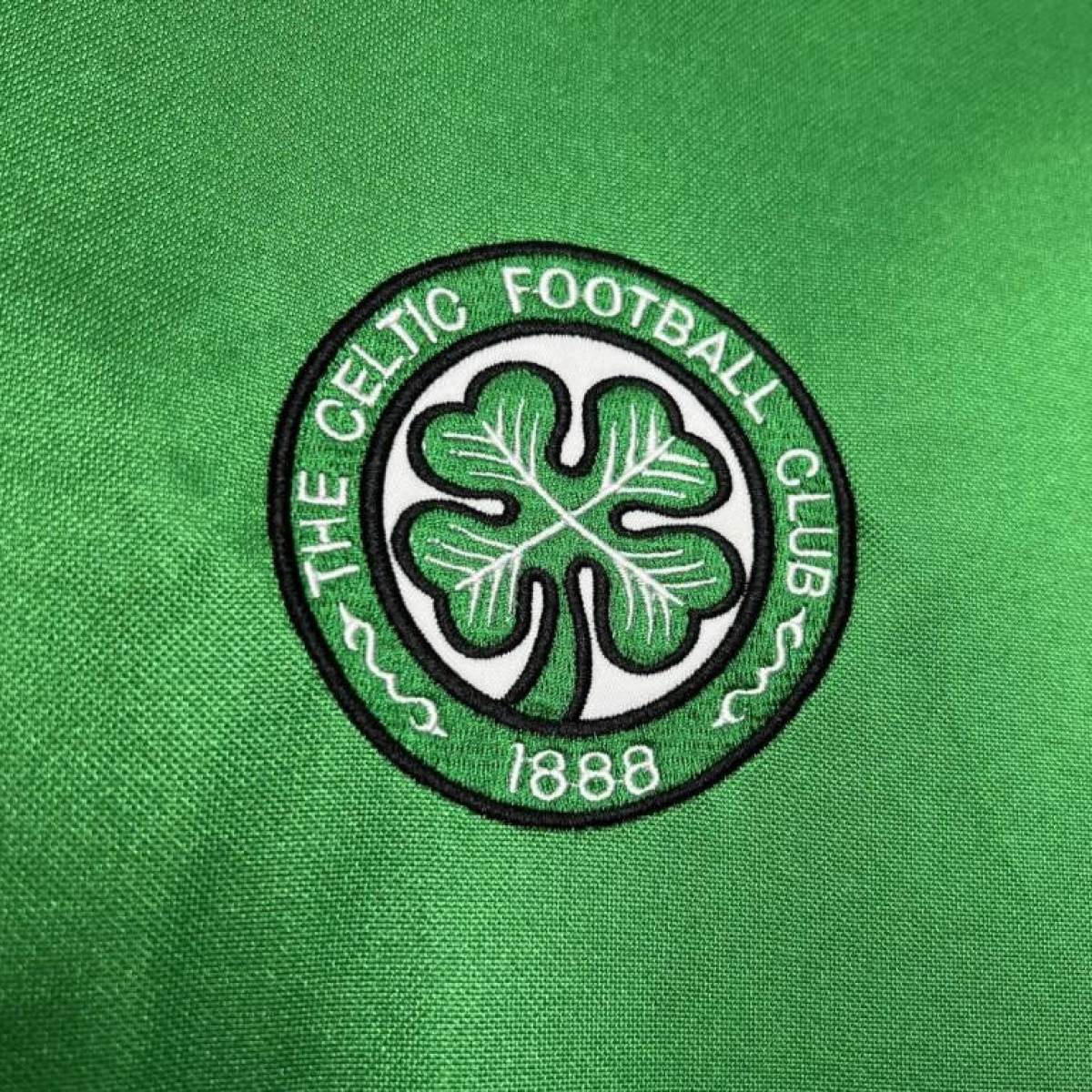 Retro 1980 Celtic Home Jersey