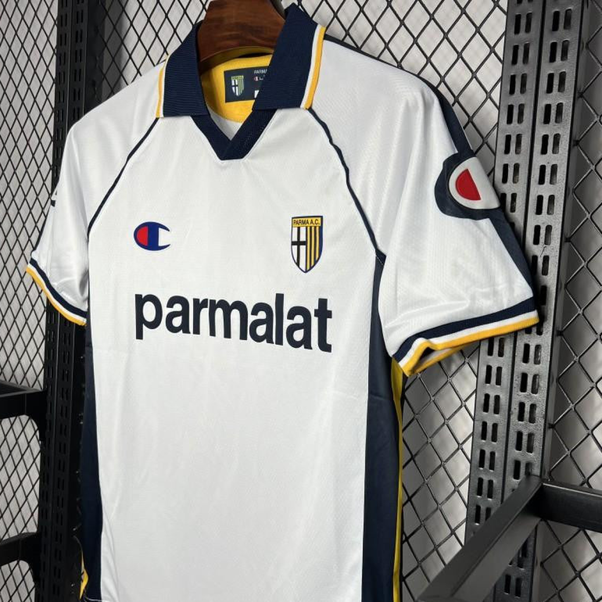 Retro 03/04 Parma Calcio Home Jersey