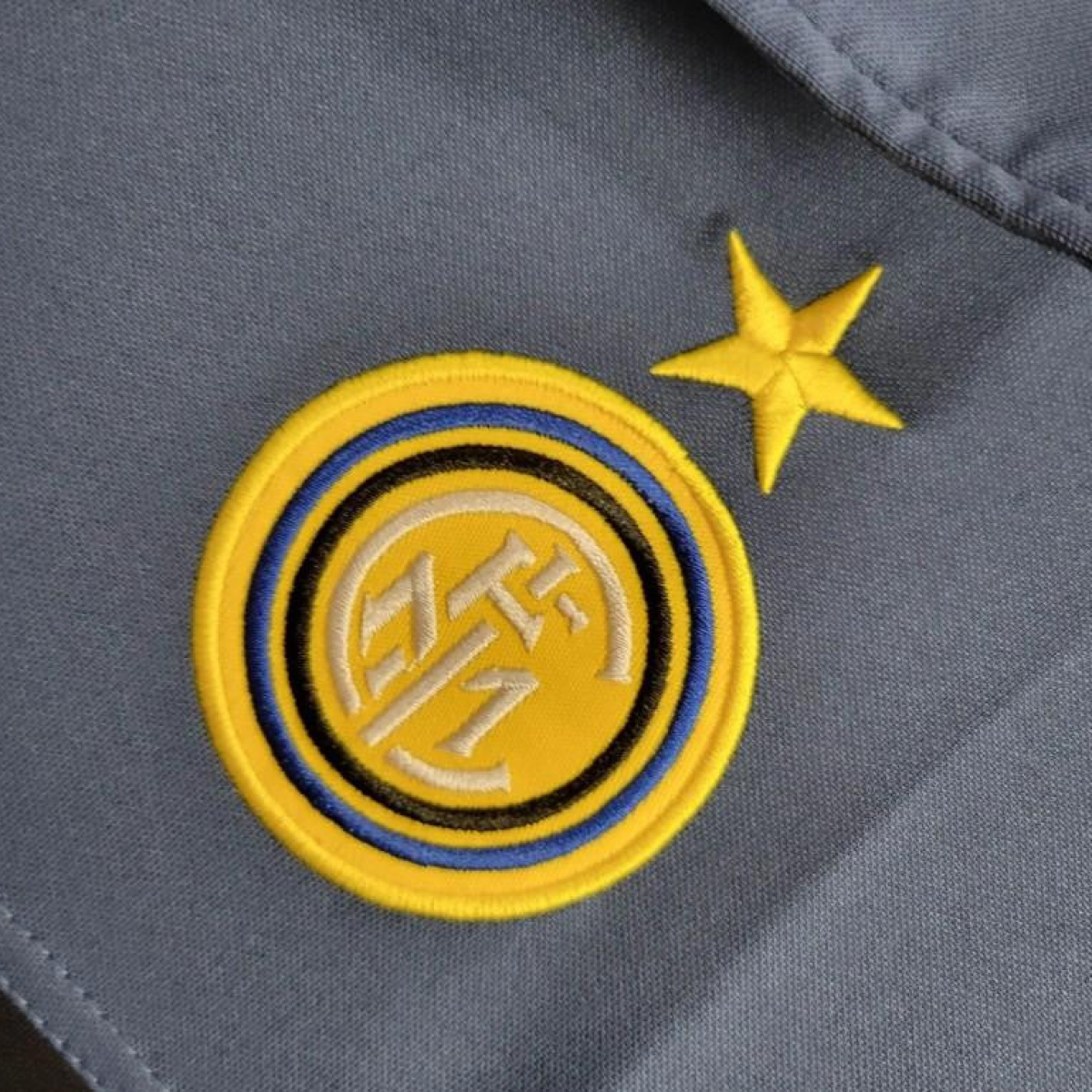 Retro 98/99 Inter Milan Third Blue Jersey