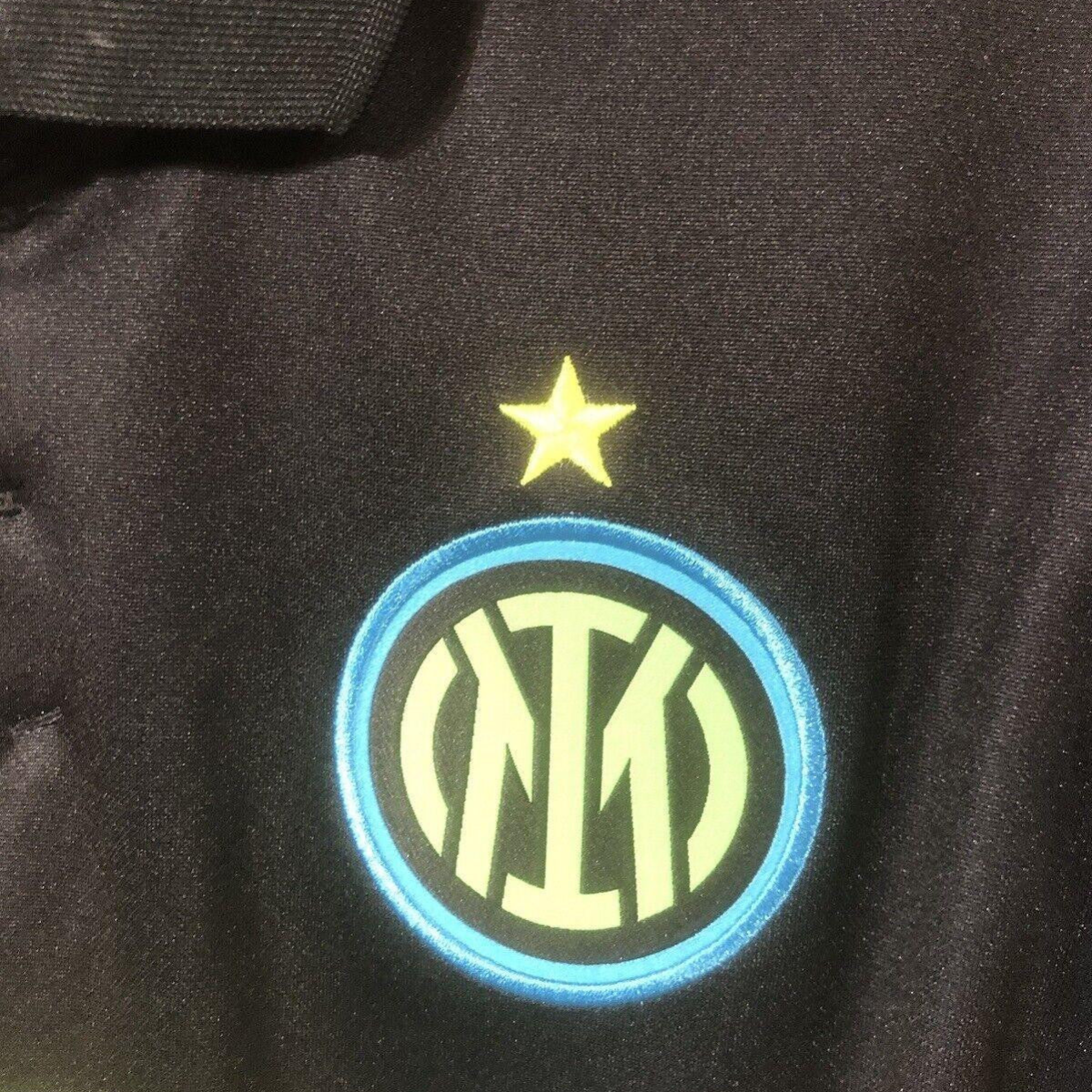 Retro 21/22 Inter Milan Third Black Jersey