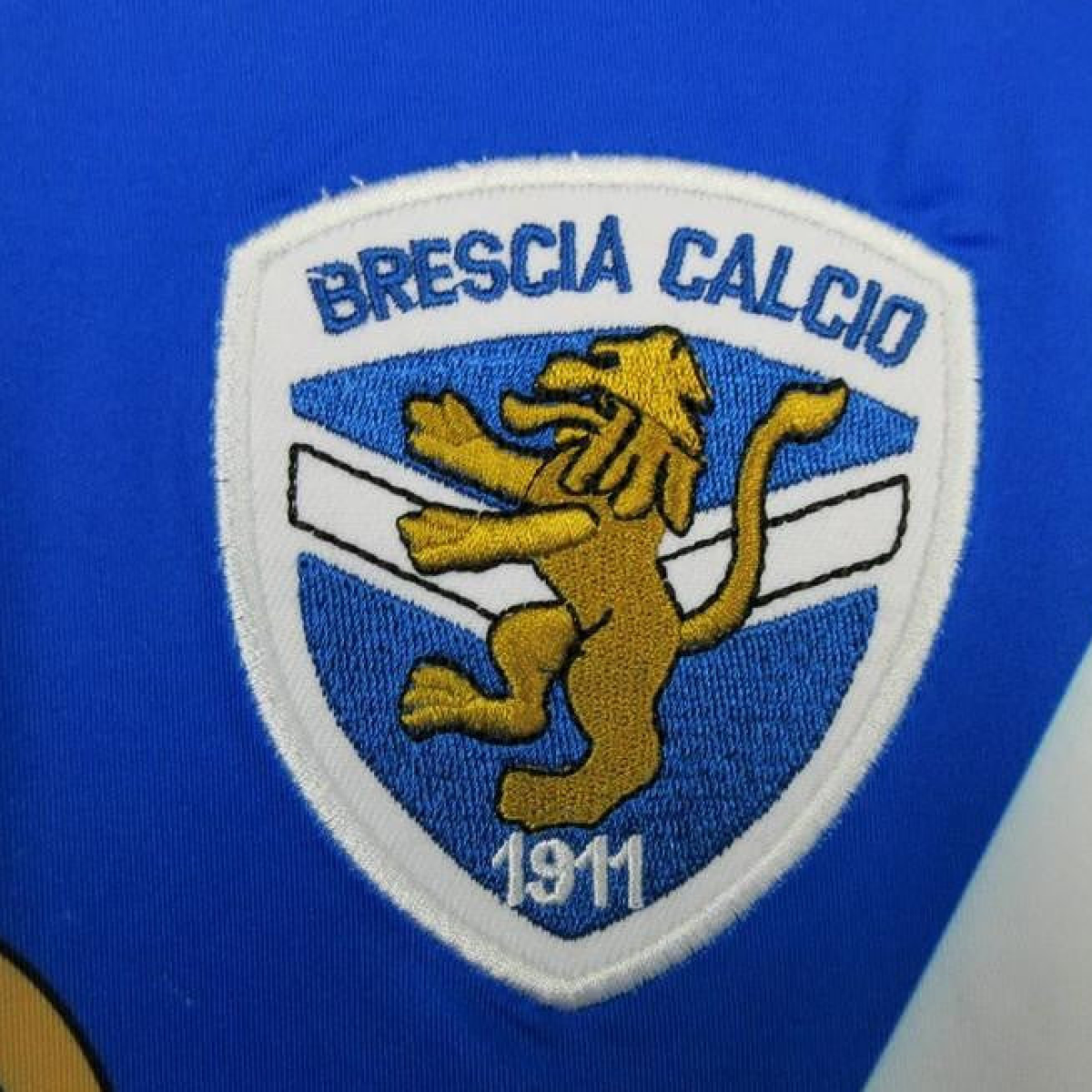 Retro 03/04 Brescia Away Blue Jersey
