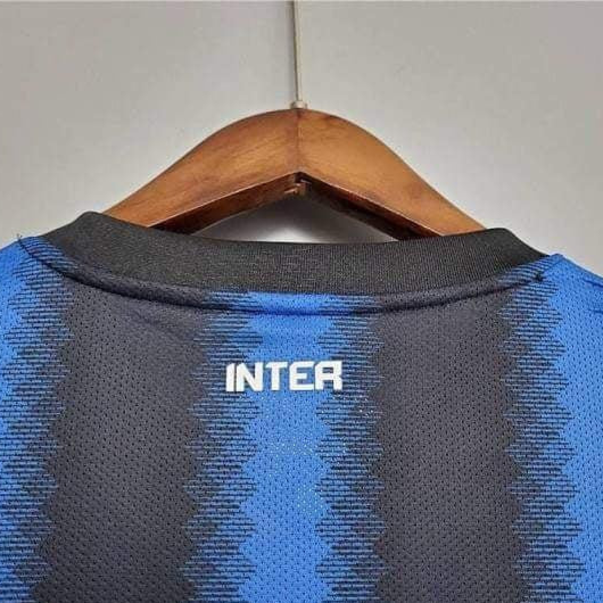 Retro 10/11 Inter Milan Home Jersey