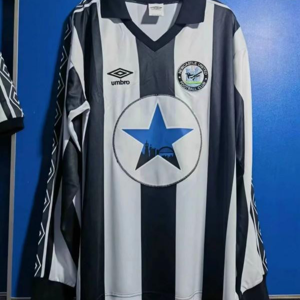 Retro 80/82 Newcastle United Home Long Sleeve