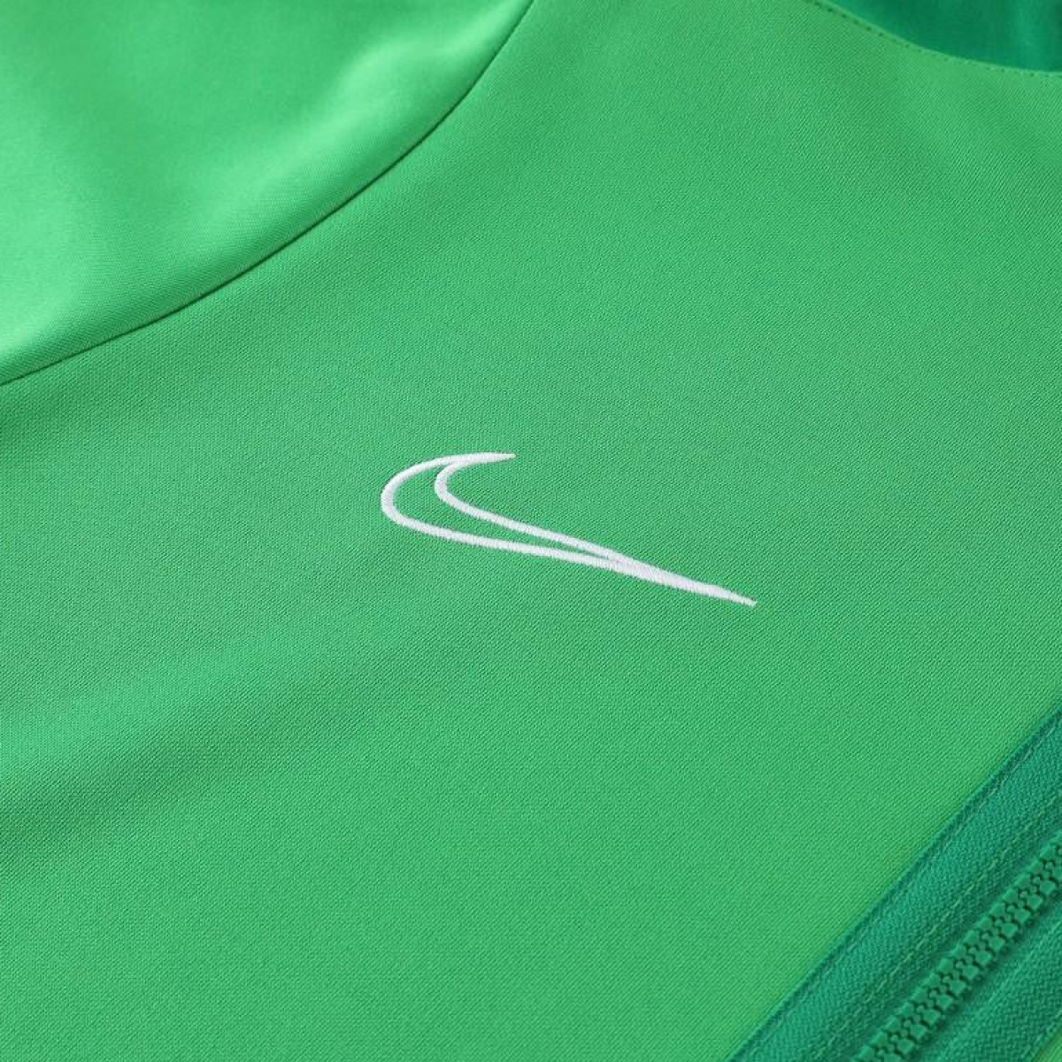 2023 Nike Green Full Zipper Jacket +Pants