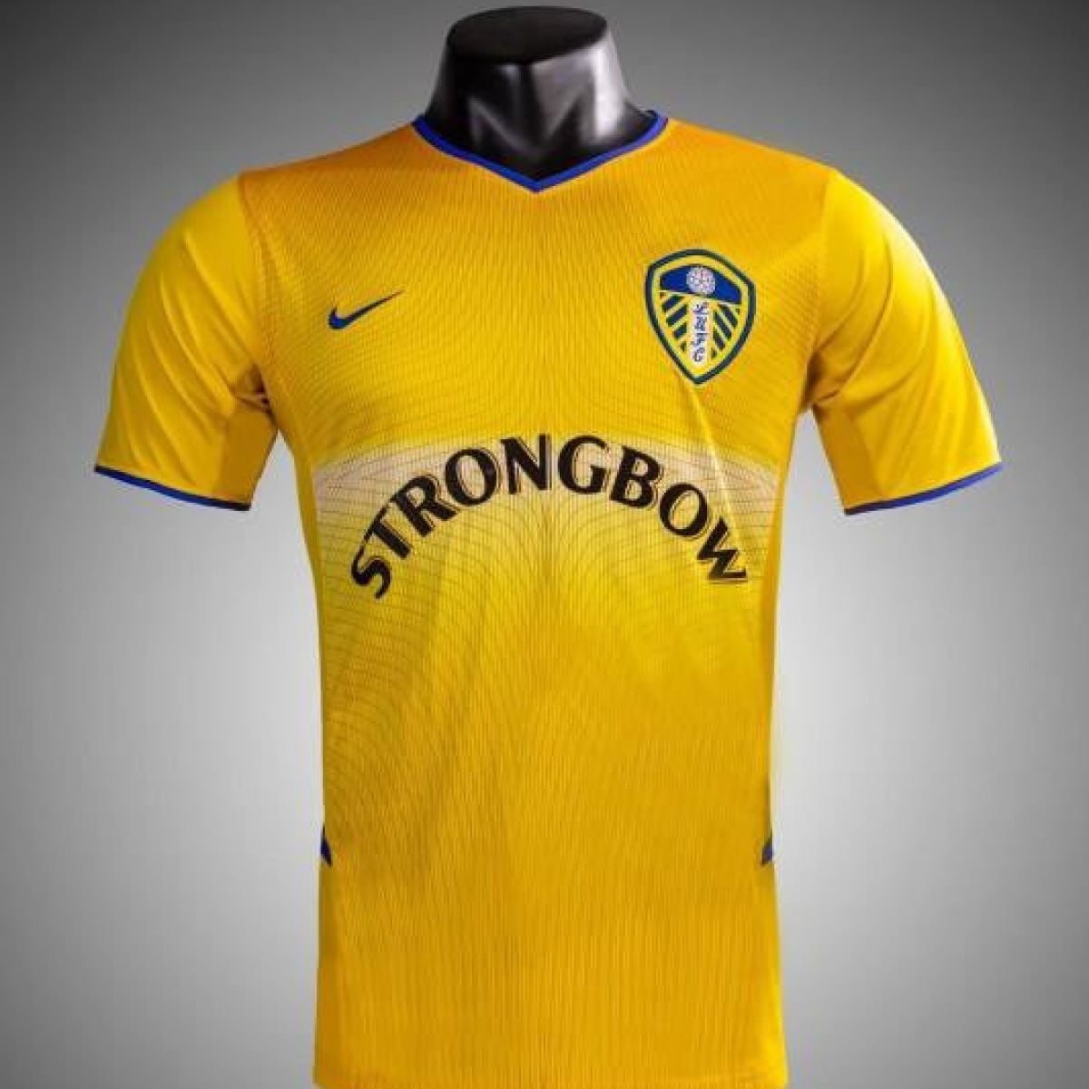 Retro 02/03 Leeds United Third Yellow Jersey