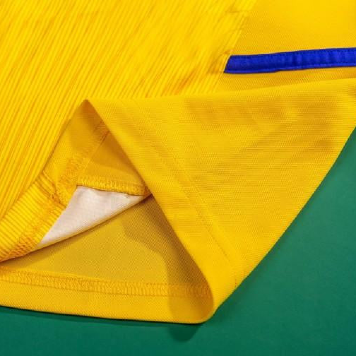 Retro 02/03 Leeds United Third Yellow Jersey