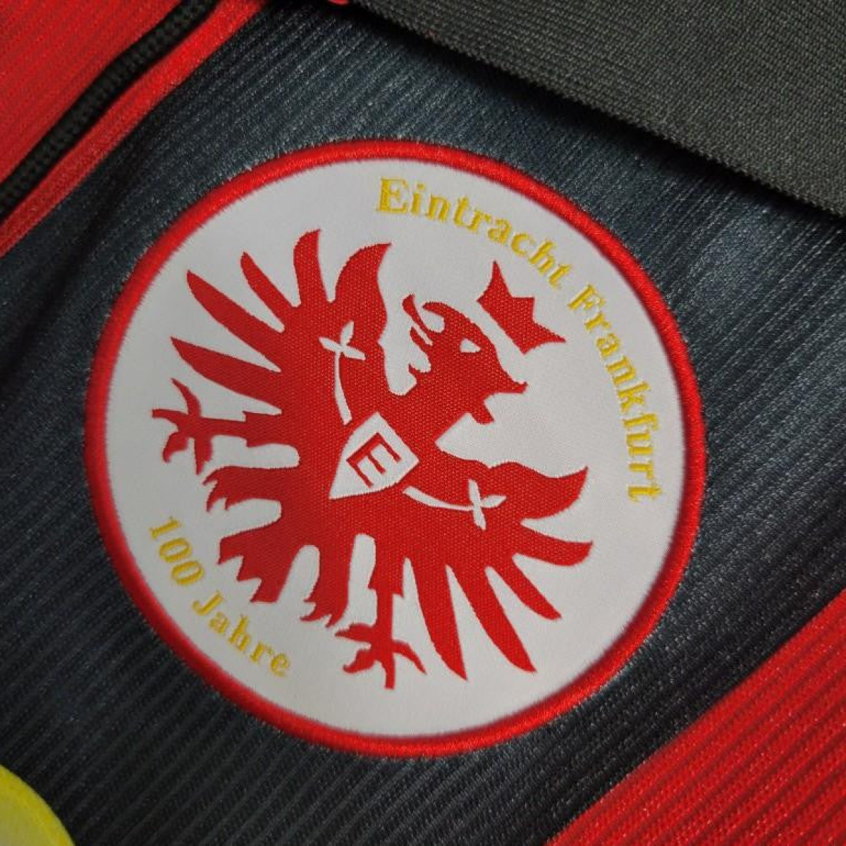 Retro 98/00 Eintracht Frankfurt Home Jersey
