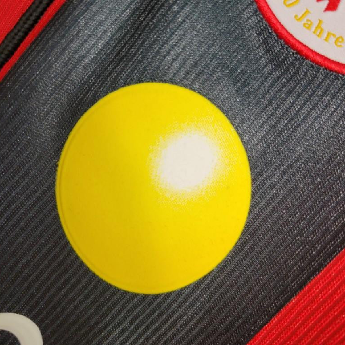 Retro 98/00 Eintracht Frankfurt Home Jersey