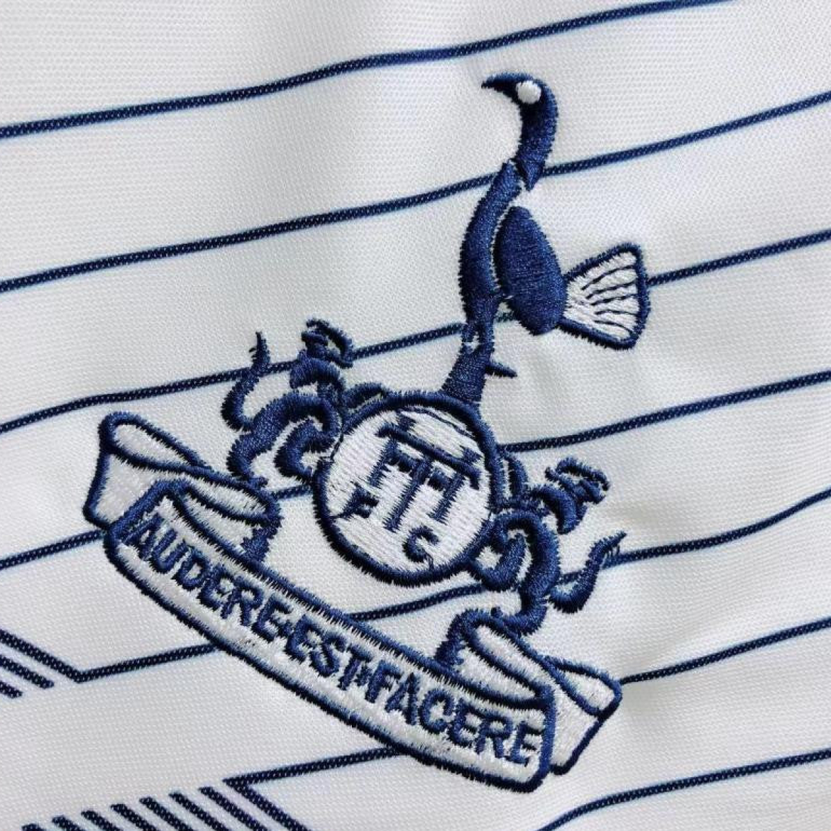 Retro 95/96 Tottenham Hotspur Home Jersey