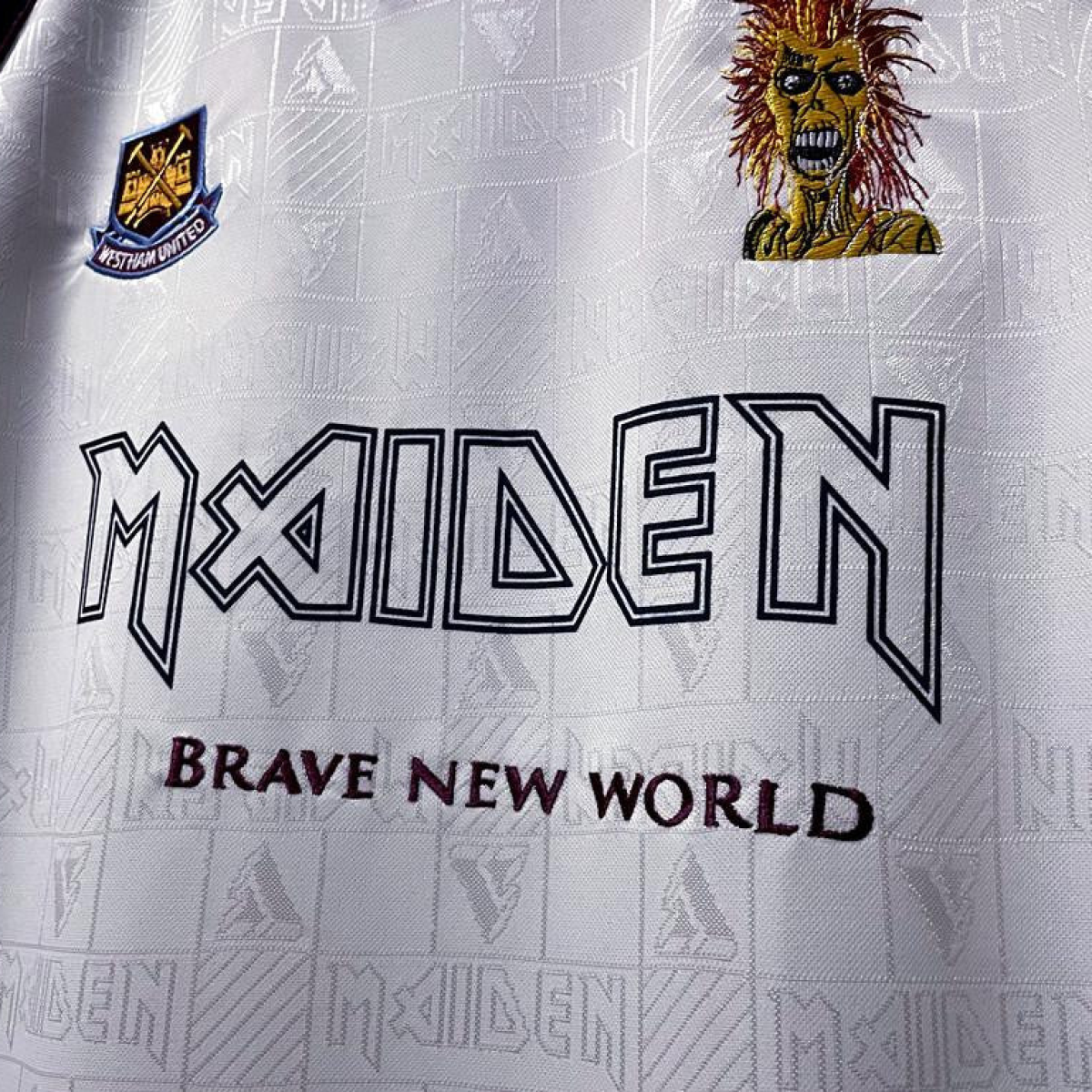 Retro 1999 West Ham Iron Maiden Away Soccer Jersey