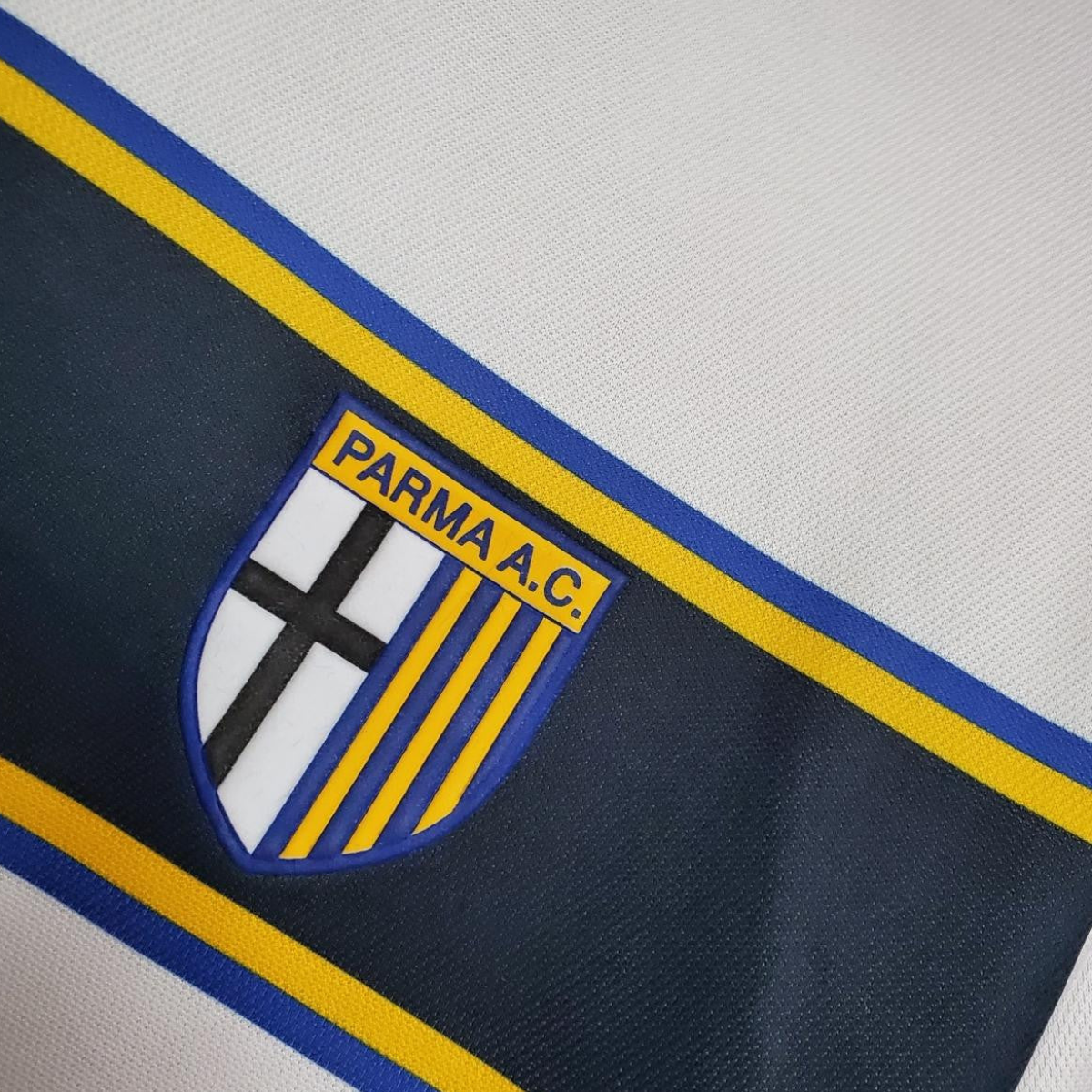 Retro Parma 02/03 away Soccer Jersey