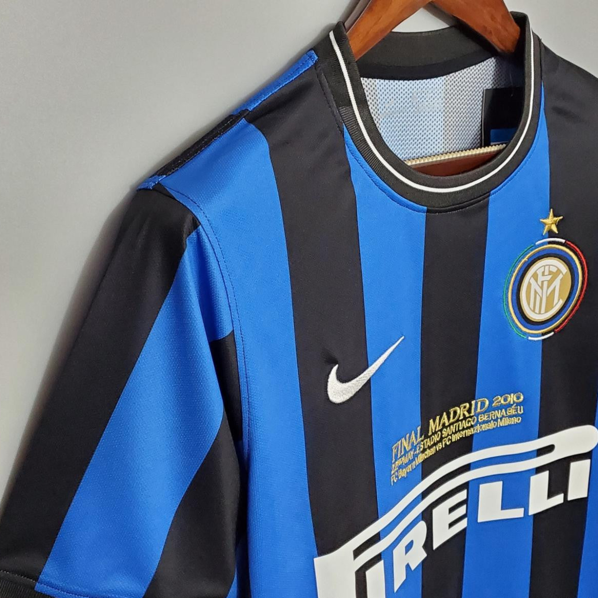 Retro 2010 Inter Milan home Soccer Jersey